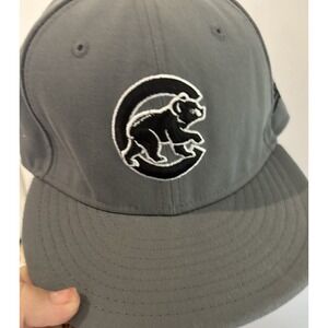 Chicago Cubs New Era gray Silver Stitched Logo 59fifty Size 6 5/8